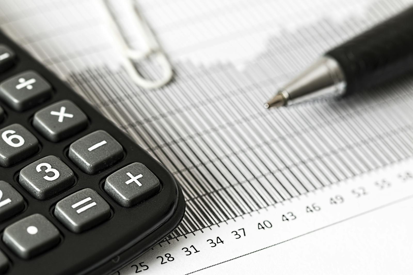 comment payer moins d’impôts légalement en France avec des astuces simples